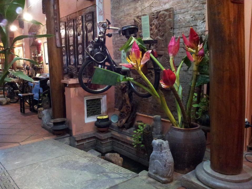 Hotel Garden Queen Hanoi Exterior photo