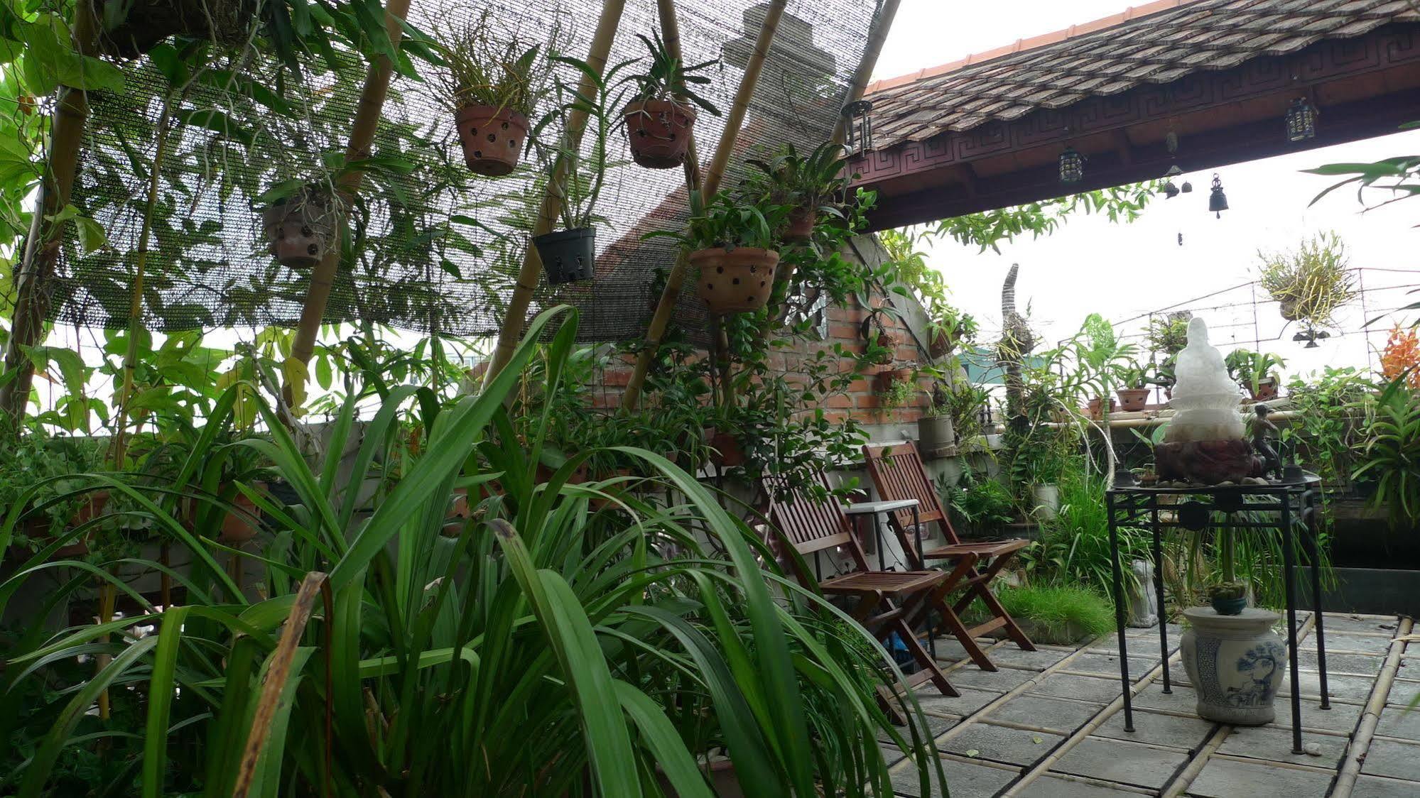 Hotel Garden Queen Hanoi Exterior photo